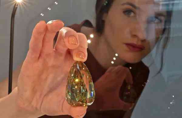 一克拉黃鉆石價(jià)格表(一克拉黃鉆石價(jià)格表圖片)