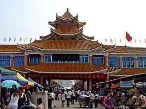 中國(guó)哪里可以撿到翡翠原石(中國(guó)哪里可以撿到翡翠原石的地方)插圖17