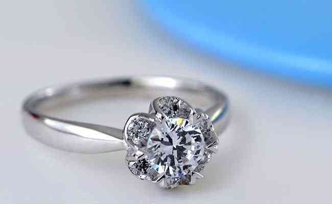 5克拉鉆石的價(jià)格(5克拉鉆石的價(jià)格是多少)插圖1