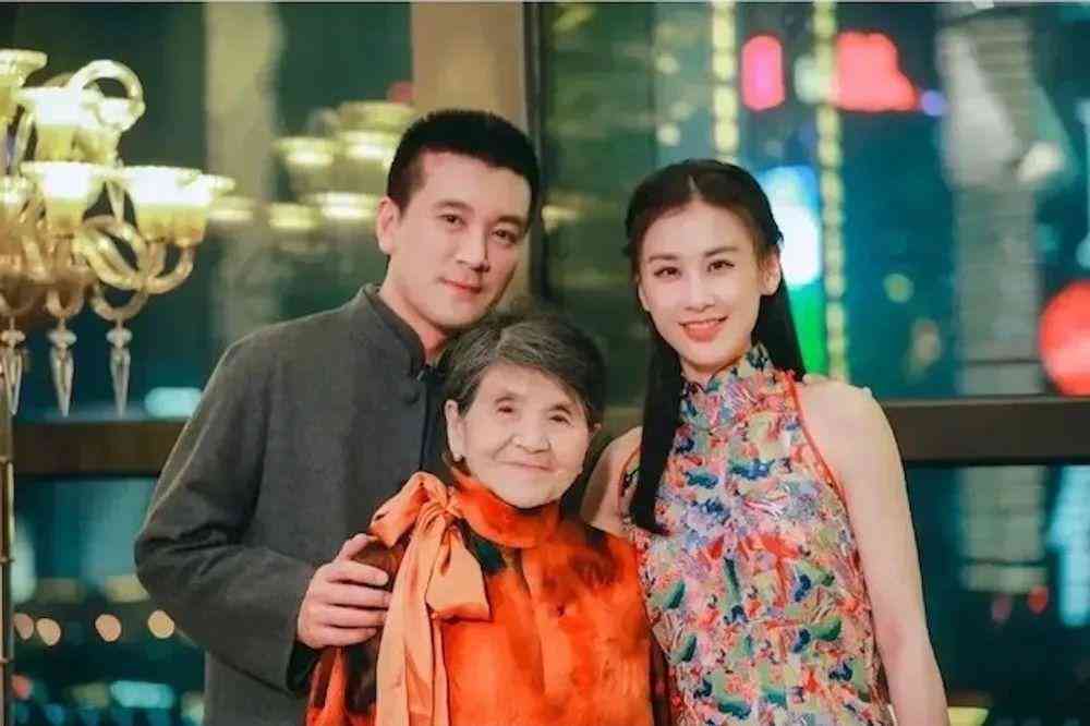 真的珍珠手鏈多少錢(qián)一串(真的珍珠手鏈多少錢(qián)一串圖片)插圖4