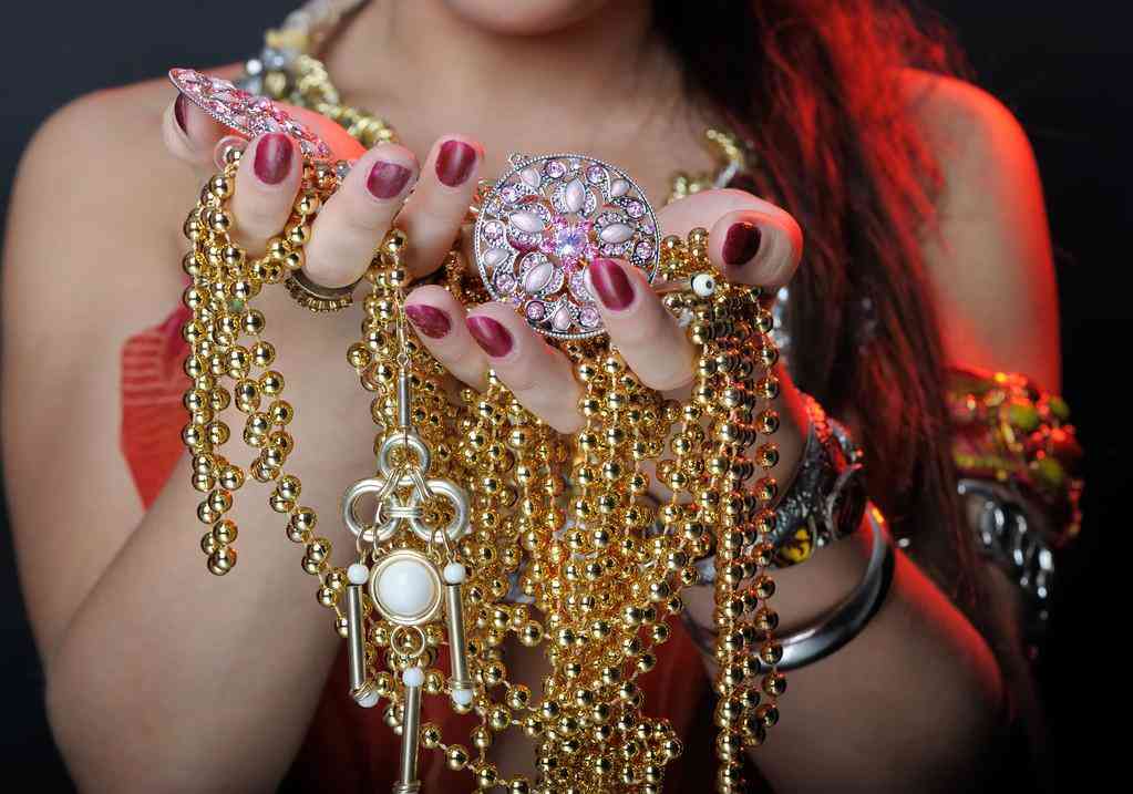 金價2023年會跌嗎(2023年黃金會跌350以下嗎)