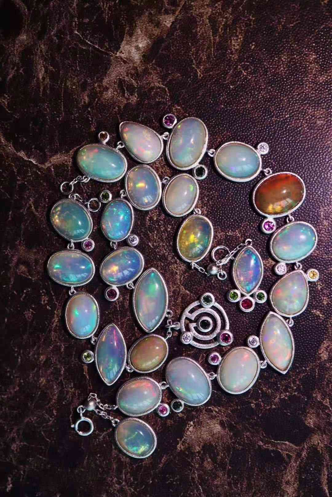 紫發(fā)晶的功效與作用(紫發(fā)晶的功效與作用禁忌)插圖3