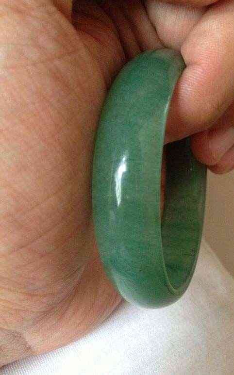 瑪瑙玉手鐲的價格(瑪瑙玉手鐲的價格是多少)插圖8