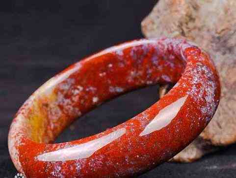 瑪瑙玉手鐲的價格(瑪瑙玉手鐲的價格是多少)插圖21