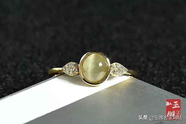 人造玻璃貓眼石是什么樣子的(人造玻璃貓眼石是什么樣子的圖片)