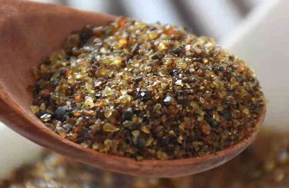 琥珀的功效與作用是什么(琥珀的功效與作用的功效和作用是什么)