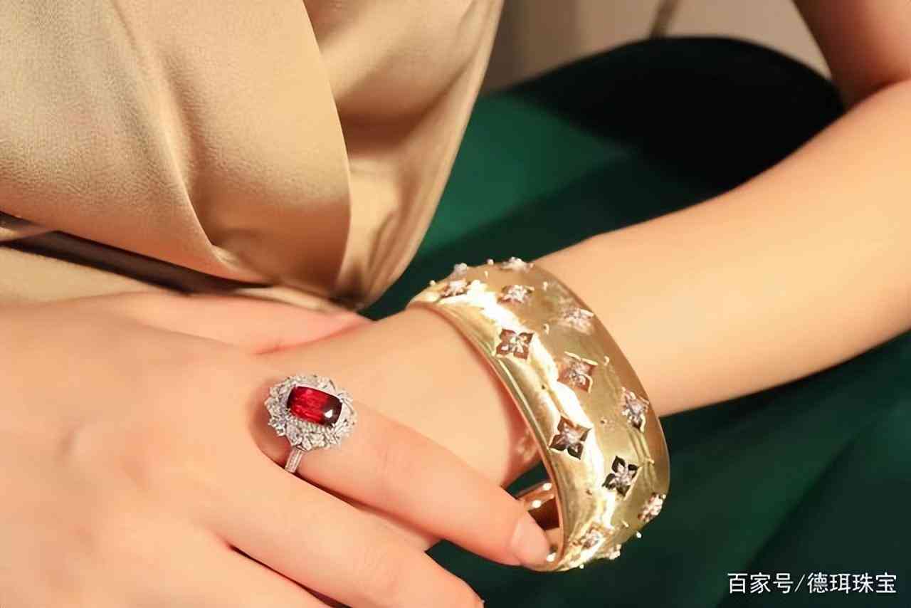 鴿血紅寶石多少錢一克(鴿血紅寶石多少錢一克拉)