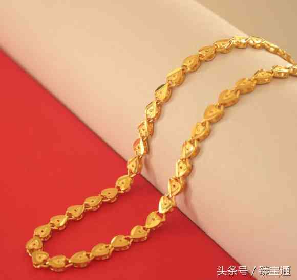 男士戴100克金項(xiàng)鏈大不大(男士戴多少克的金項(xiàng)鏈好看哪?)