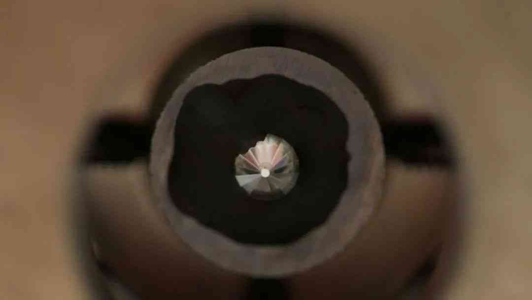 世界上的隕石鉆石(世界上的隕石鉆石有多重)