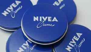 施華洛世奇藍(lán)色水晶項鏈(施華洛世奇藍(lán)色水晶項鏈耳釘)