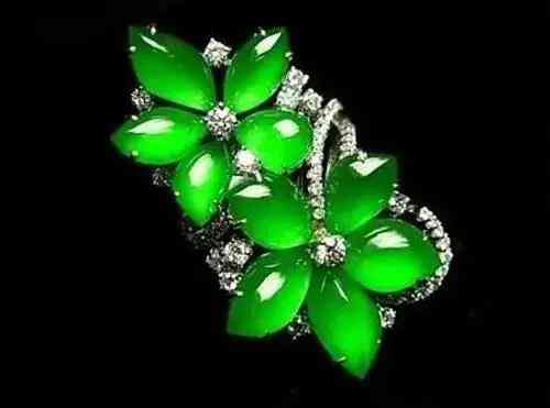 肉眼怎么辨別莫桑鉆和鉆石(肉眼怎么辨別莫桑鉆和鉆石的真假)