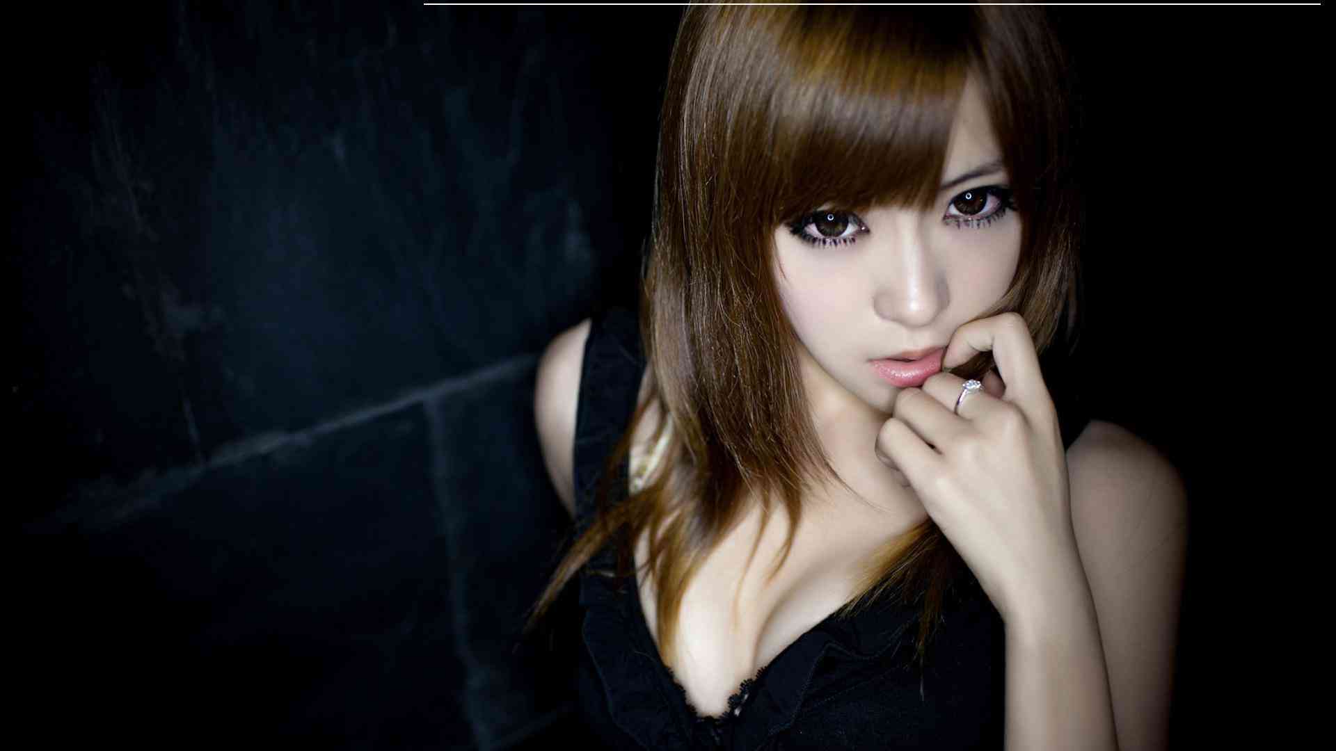 有人每天戴著一克拉鉆戒么(有人每天戴鉆戒嗎)