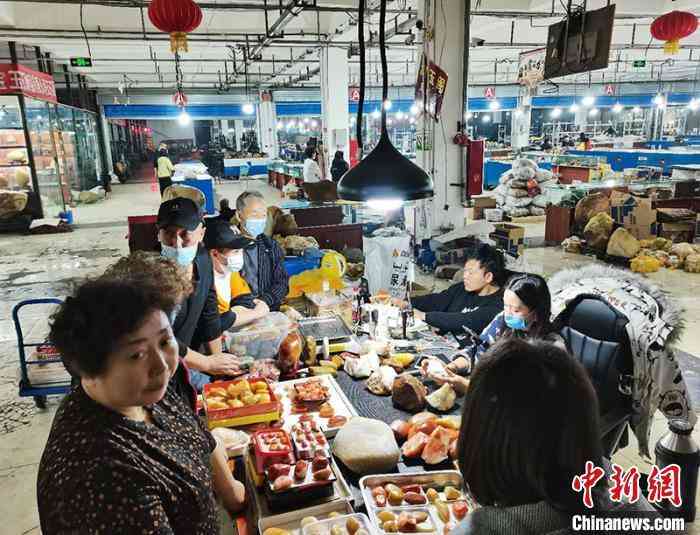 金絲玉原石(金絲玉原石圖片大全)