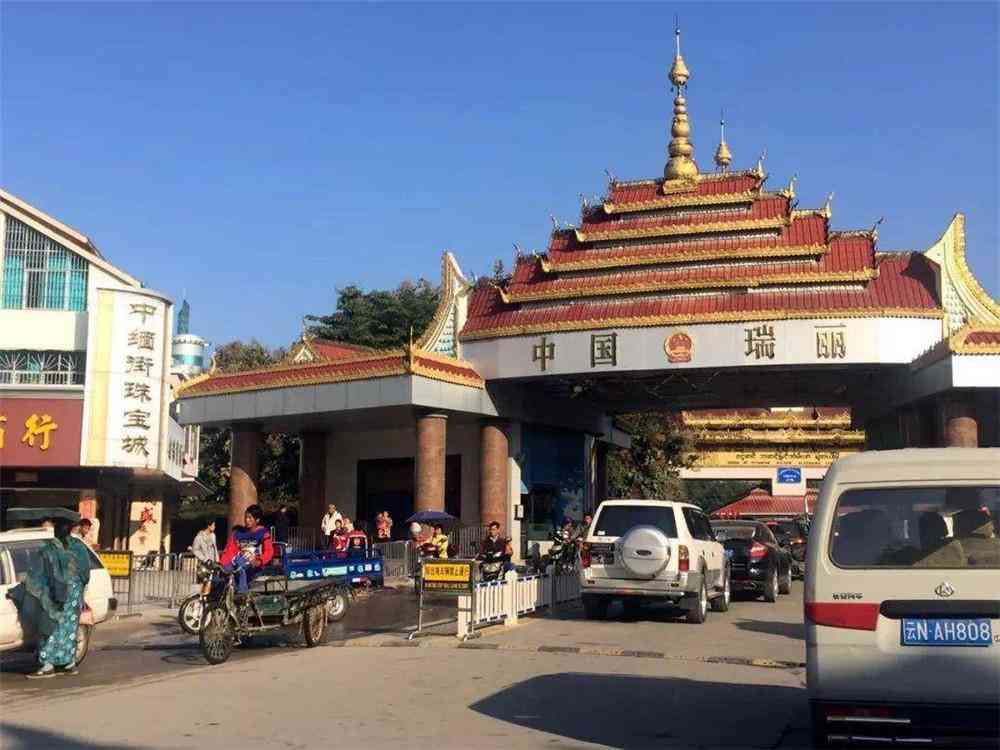 盈江翡翠原石批發(fā)市場(盈江翡翠原石批發(fā)市場視頻)