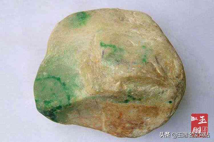 翡翠原石真假鑒定方法簡單(翡翠原石真假鑒定方法簡單視頻)