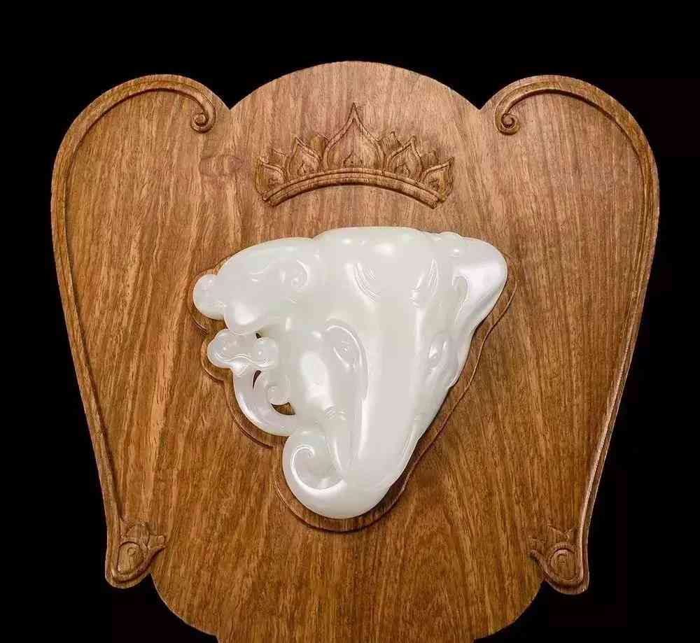 真正羊脂玉多少錢一克(正宗的羊脂玉多少錢一克)