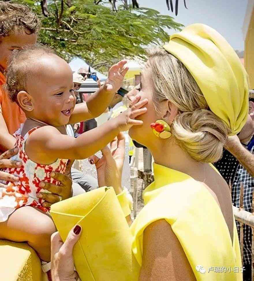 黃金耳環(huán)2021年最流行款式(黃金耳環(huán)2021年最流行款式耳扣)