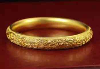 中國黃金為什么便宜一點(中國黃金為什么便宜一點還貴)