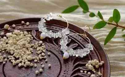 手上不能戴兩串水晶(手上不能戴兩串水晶的原因)