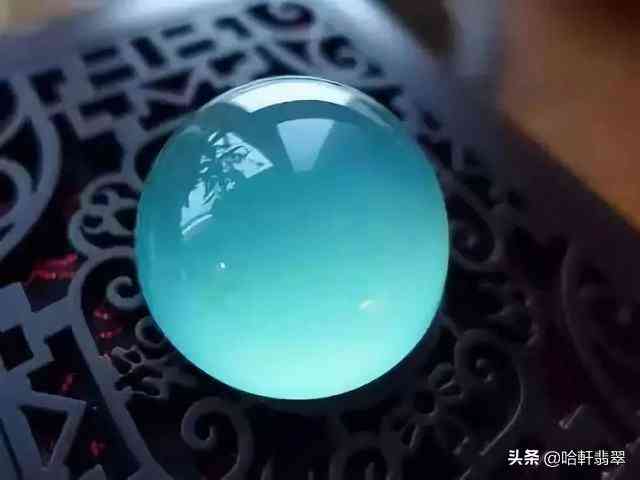 岫玉與翡翠的區(qū)別(岫玉與翡翠的區(qū)別知乎)