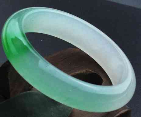 藍(lán)田玉顏色等級價格表(藍(lán)田玉顏色等級價格表大全)