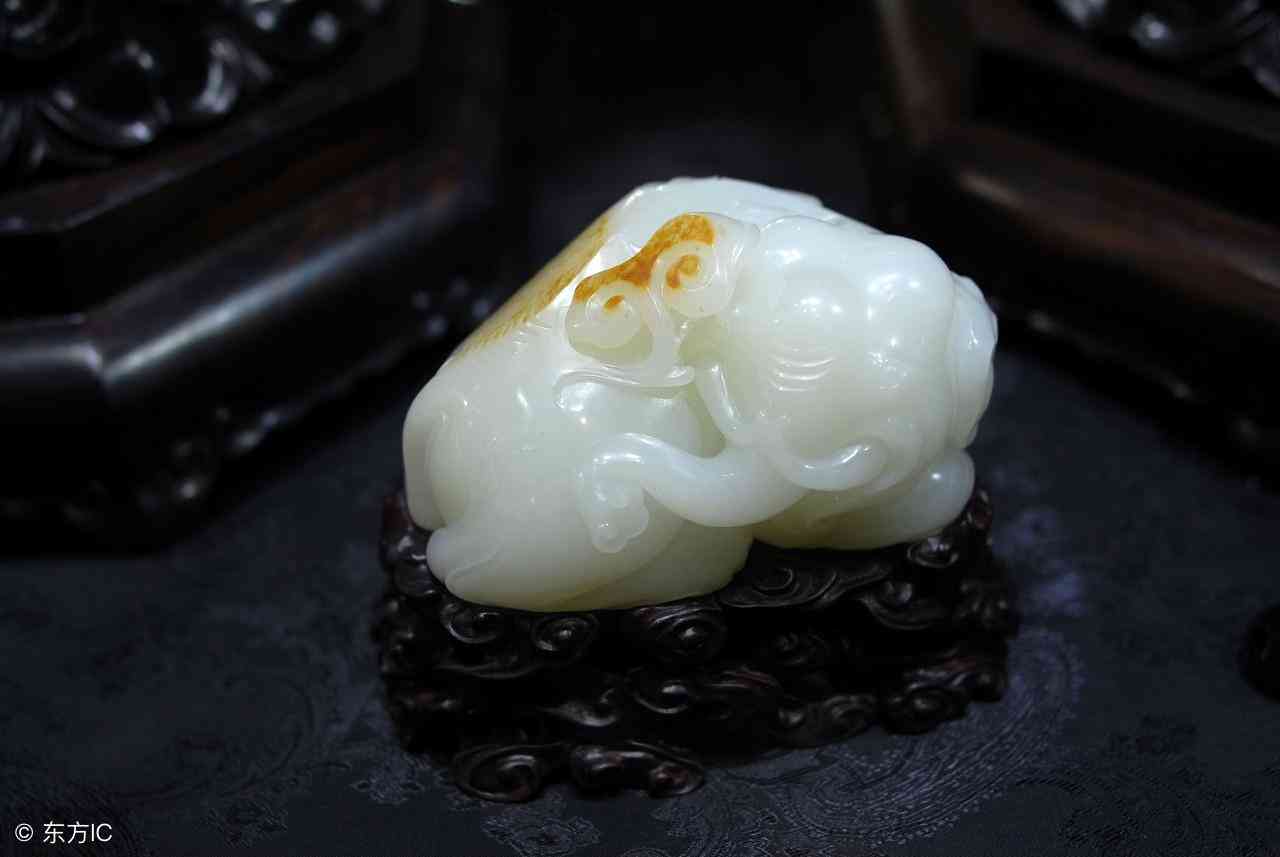 黃玉適合什么人戴(黃玉適合什么人戴著)