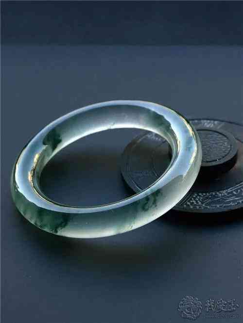 翡翠種水價格對應(yīng)表(翡翠種水價格對應(yīng)表電信異地補卡么?)