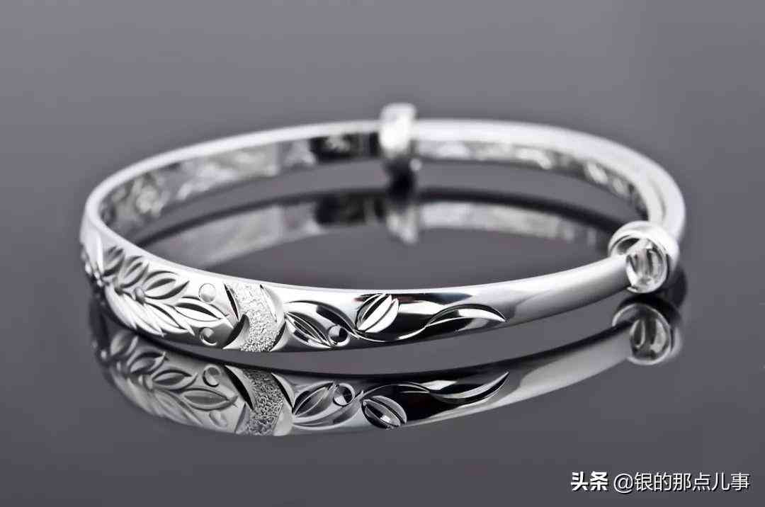 如何確定銀手鐲認(rèn)主人了(銀手鐲戴多久認(rèn)主人)