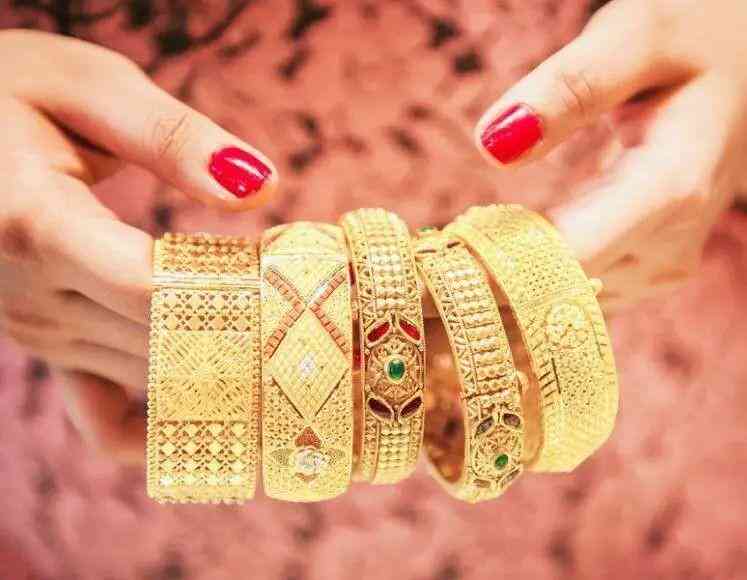 結(jié)婚三金一般要花多少錢(qián)(結(jié)婚五金一般要花多少錢(qián))