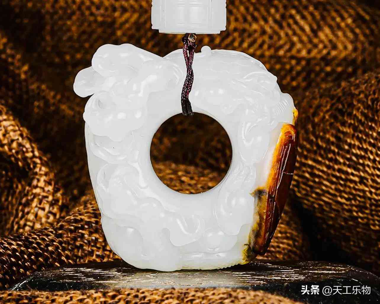 黃玉髓價格一般多少錢(黃玉髓價格一般多少錢一克)