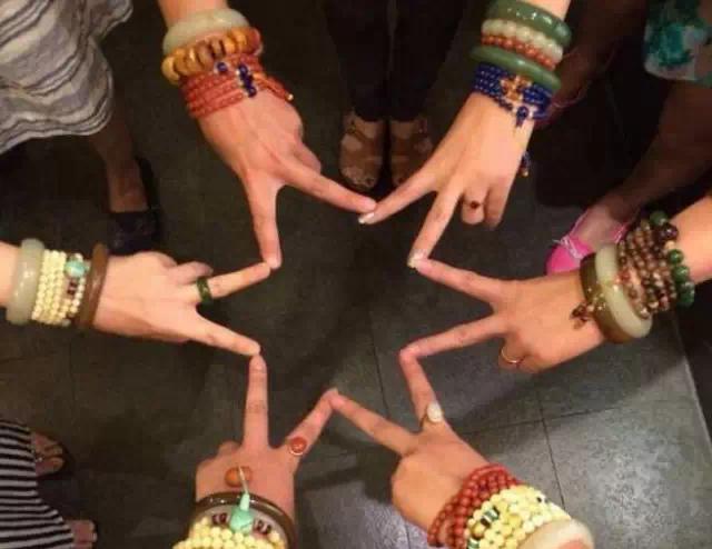 水草瑪瑙手串的功效與作用(水草瑪瑙手串的功效與作用禁忌)