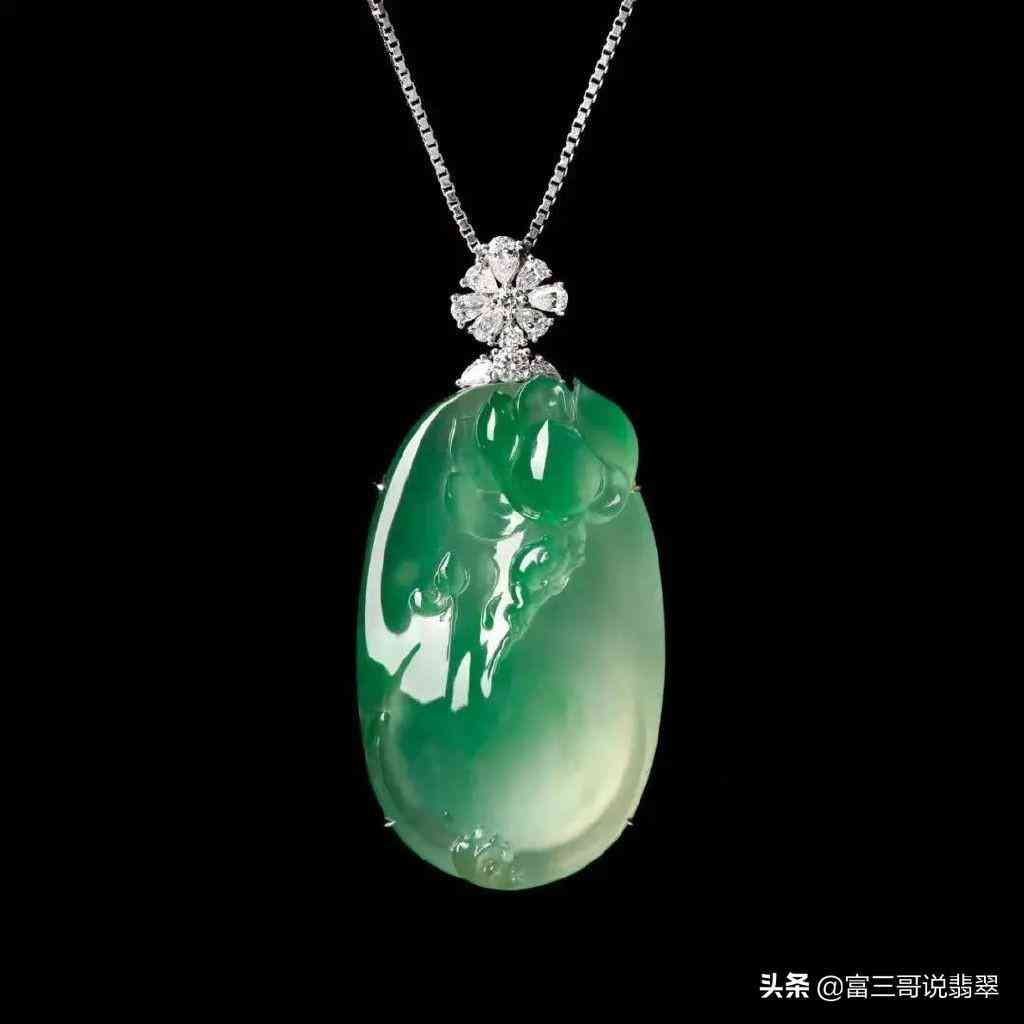 今年翡翠價(jià)格是漲還是跌(今年翡翠價(jià)格是漲還是跌了)