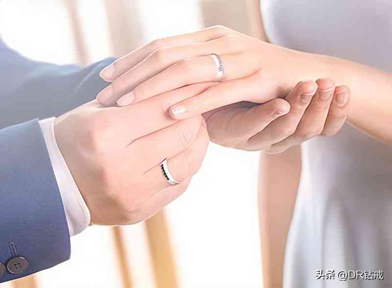 左手中指戴戒指什么意思男生(左手中指戴戒指什么意思男生圖片)