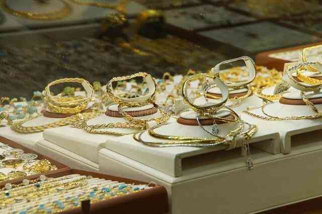 白銀現(xiàn)在多少錢一克(白銀現(xiàn)在多少錢一克?)