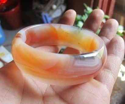 瑪瑙跟玉髓有什么區(qū)別(瑪瑙跟玉髓有什么區(qū)別圖片)