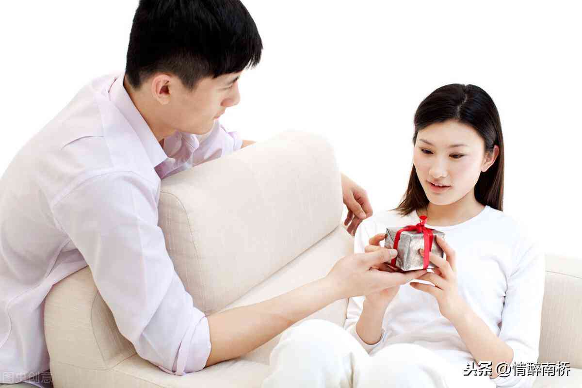 送女友生日禮物排行榜實用(女朋友過生日送什么禮物好)