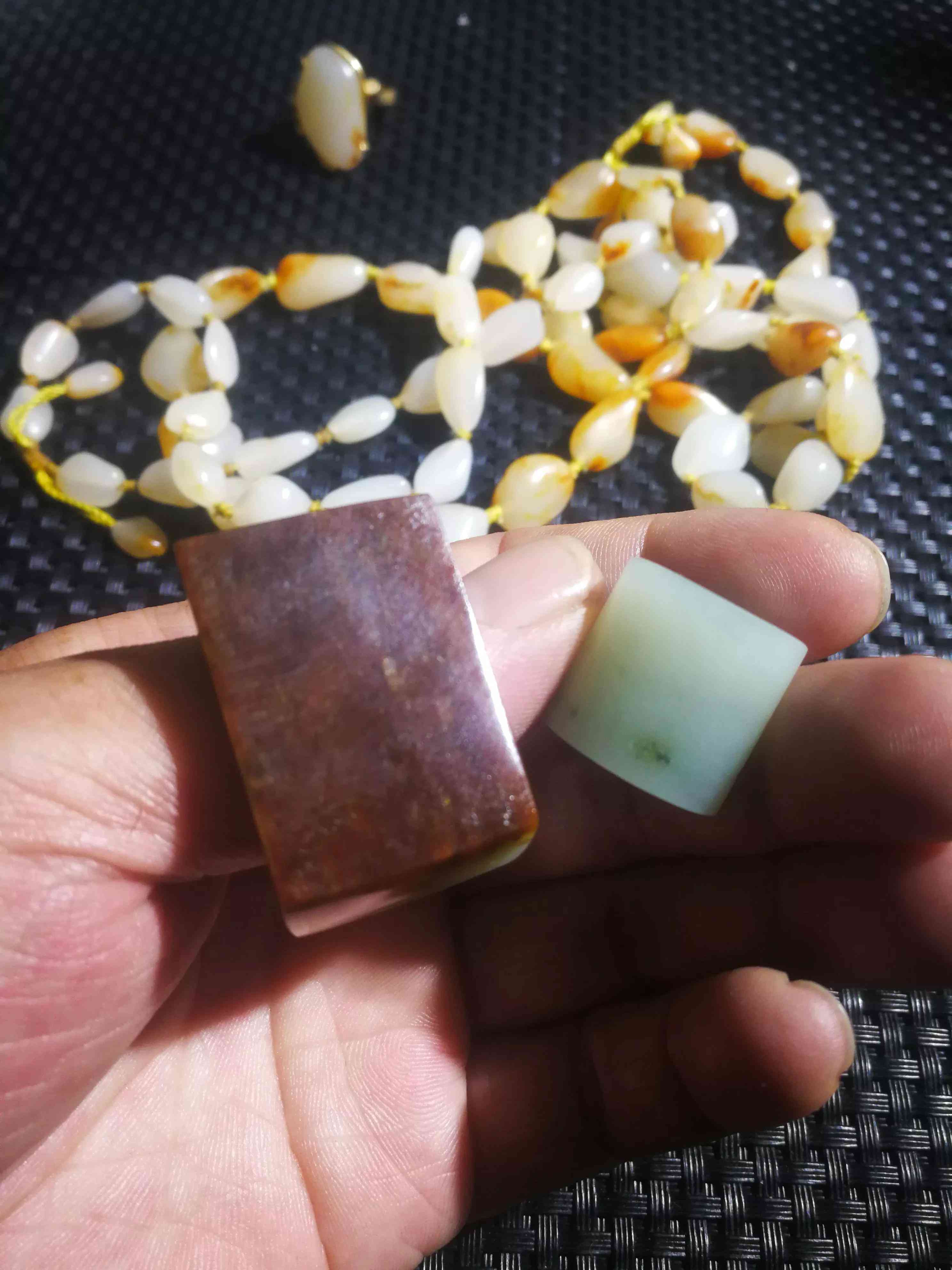 和田玉籽料手串(和田玉籽料手串圖片)