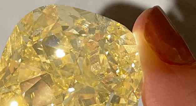 鉆石煙多少錢一包(黃鶴樓香煙多少錢一包)