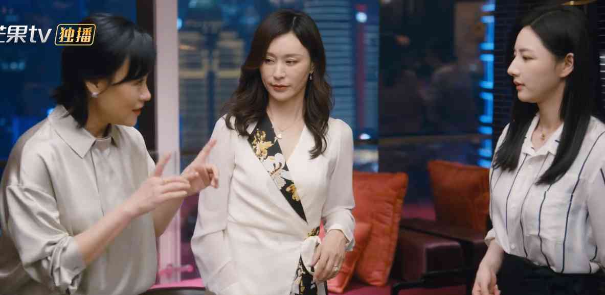 珠寶排名前十名品牌(國內(nèi)珠寶品牌排行榜前十名)