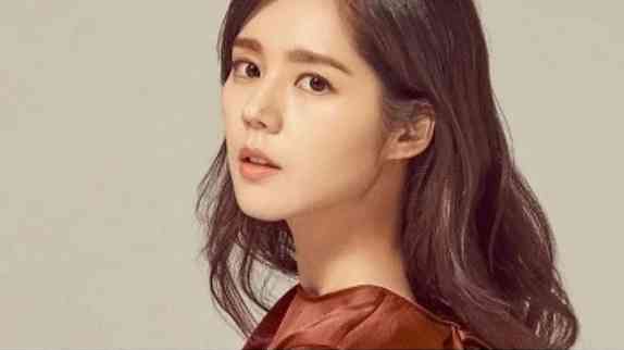 十大耳環(huán)品牌(男士耳環(huán)品牌排行榜前十名)