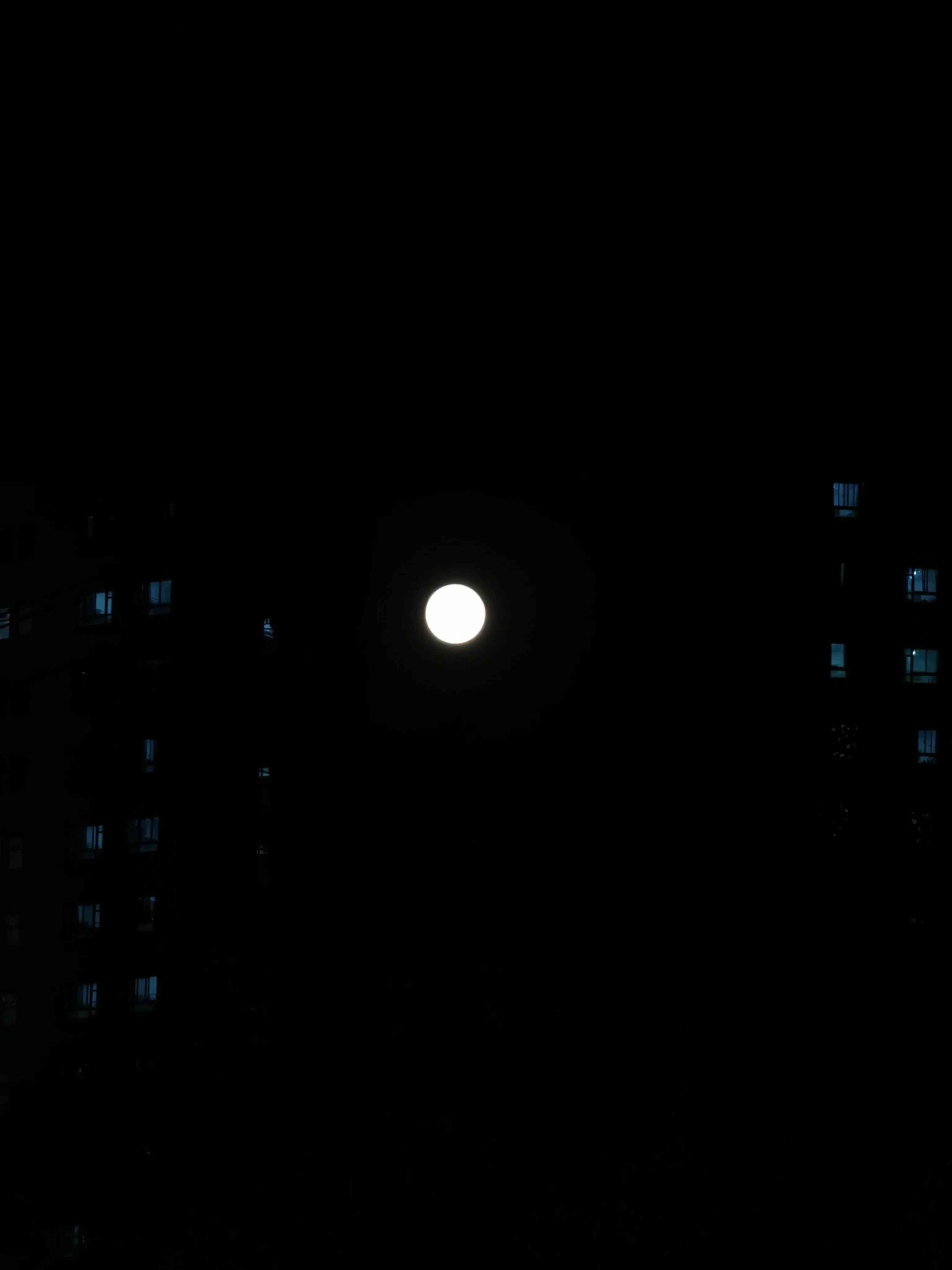 白水晶的寓意和象征(各種水晶的寓意和象征)