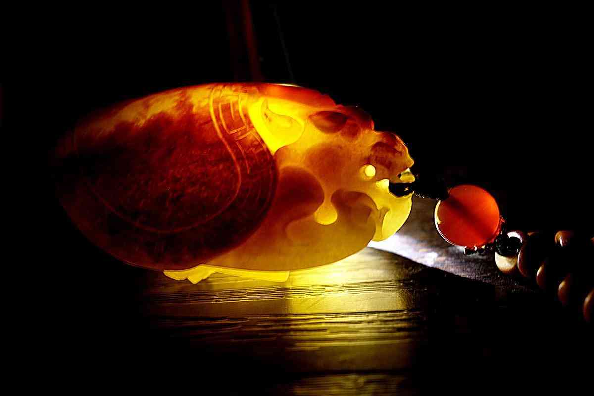 關(guān)于和田玉的介紹(關(guān)于和田玉的知識)