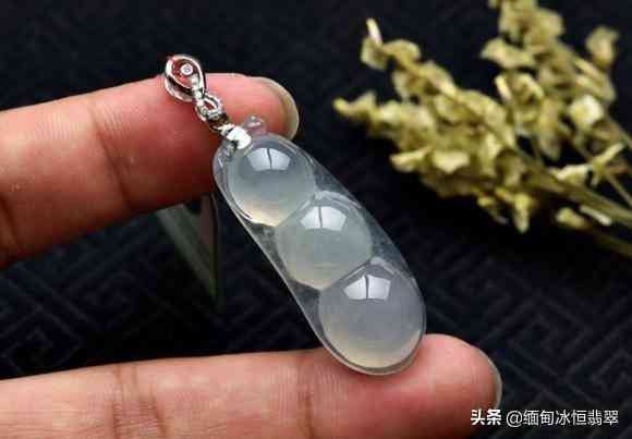 女人帶金貔貅手鏈好嗎(女人帶金貔貅手鏈的講究和忌諱)