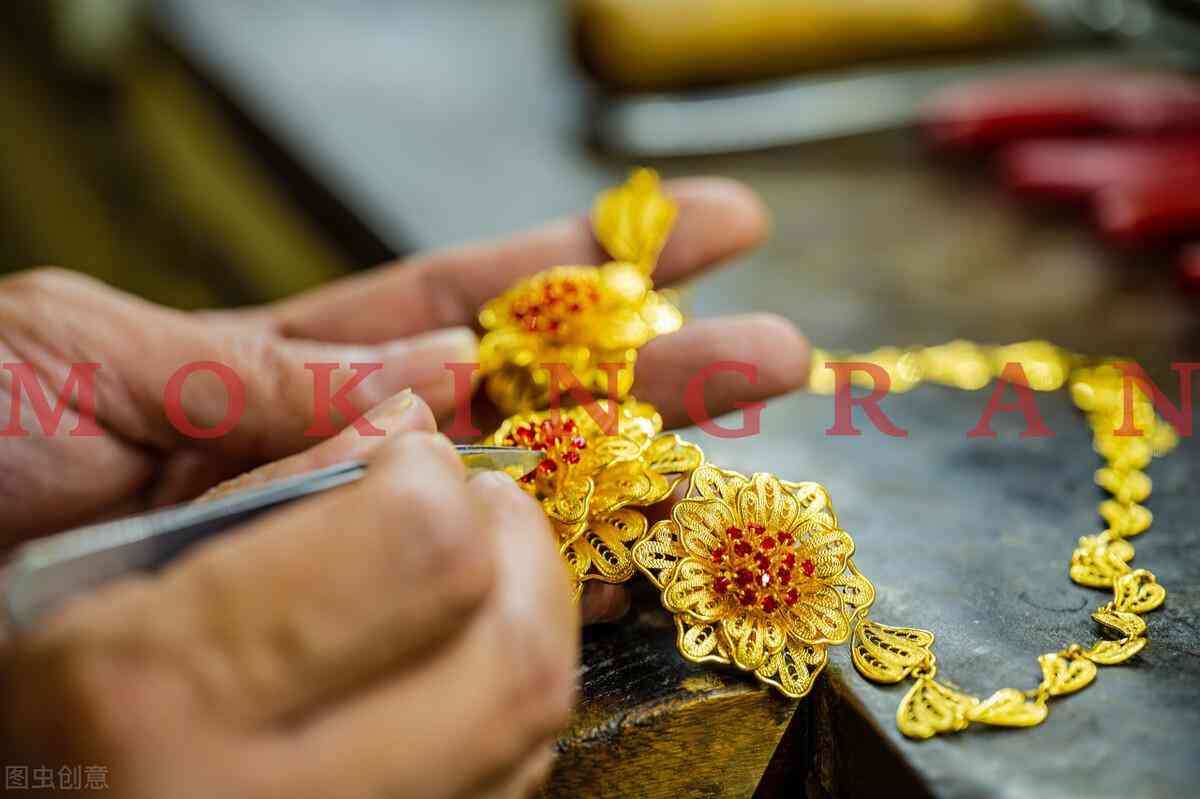 菜百黃金首飾價(jià)格表(菜百黃金飾品價(jià)格今日價(jià)格)