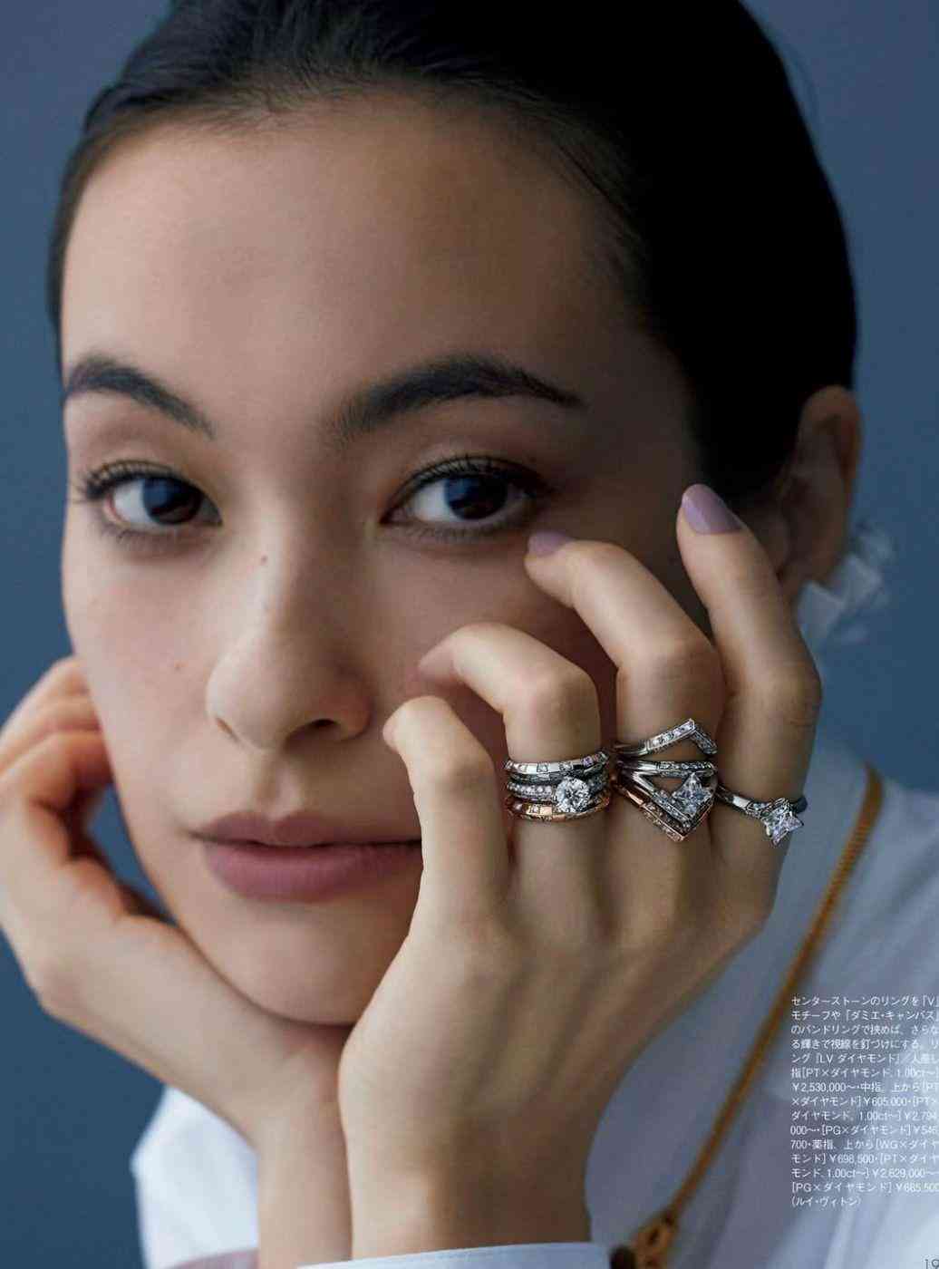 女人戴玉鐲的好處(女人戴玉手鐲的好處)