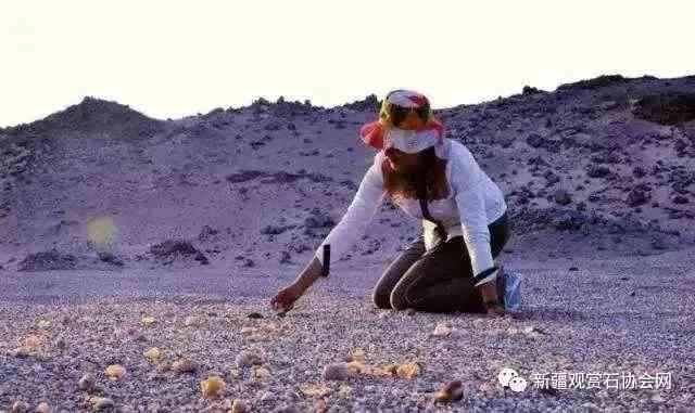 天然瑪瑙的鑒別方法(天然瑪瑙怎么鑒別真假)