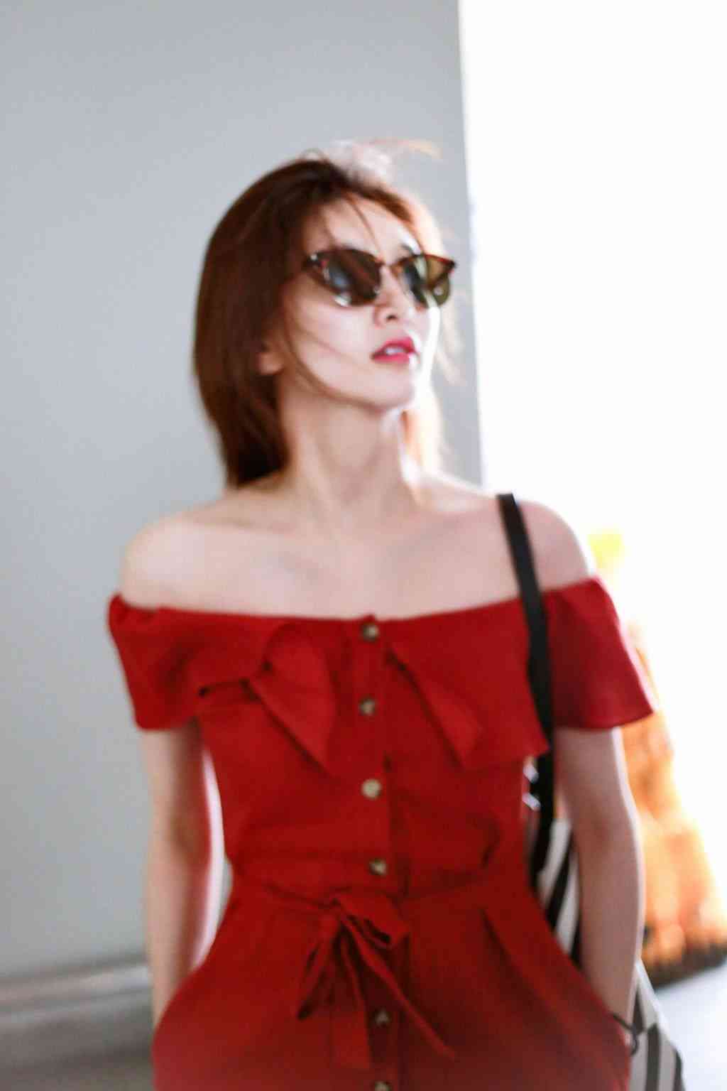 十指戴戒指的含義(十指戴戒指的含義圖示男生)