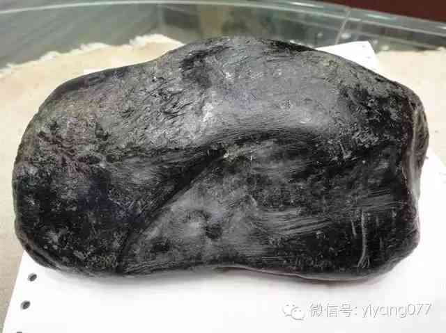 翡翠玉石原石毛料(翡翠玉石原石毛料值錢嗎)