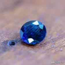 克什米爾藍(lán)寶石(克什米爾藍(lán)寶石天鵝絨效應(yīng))