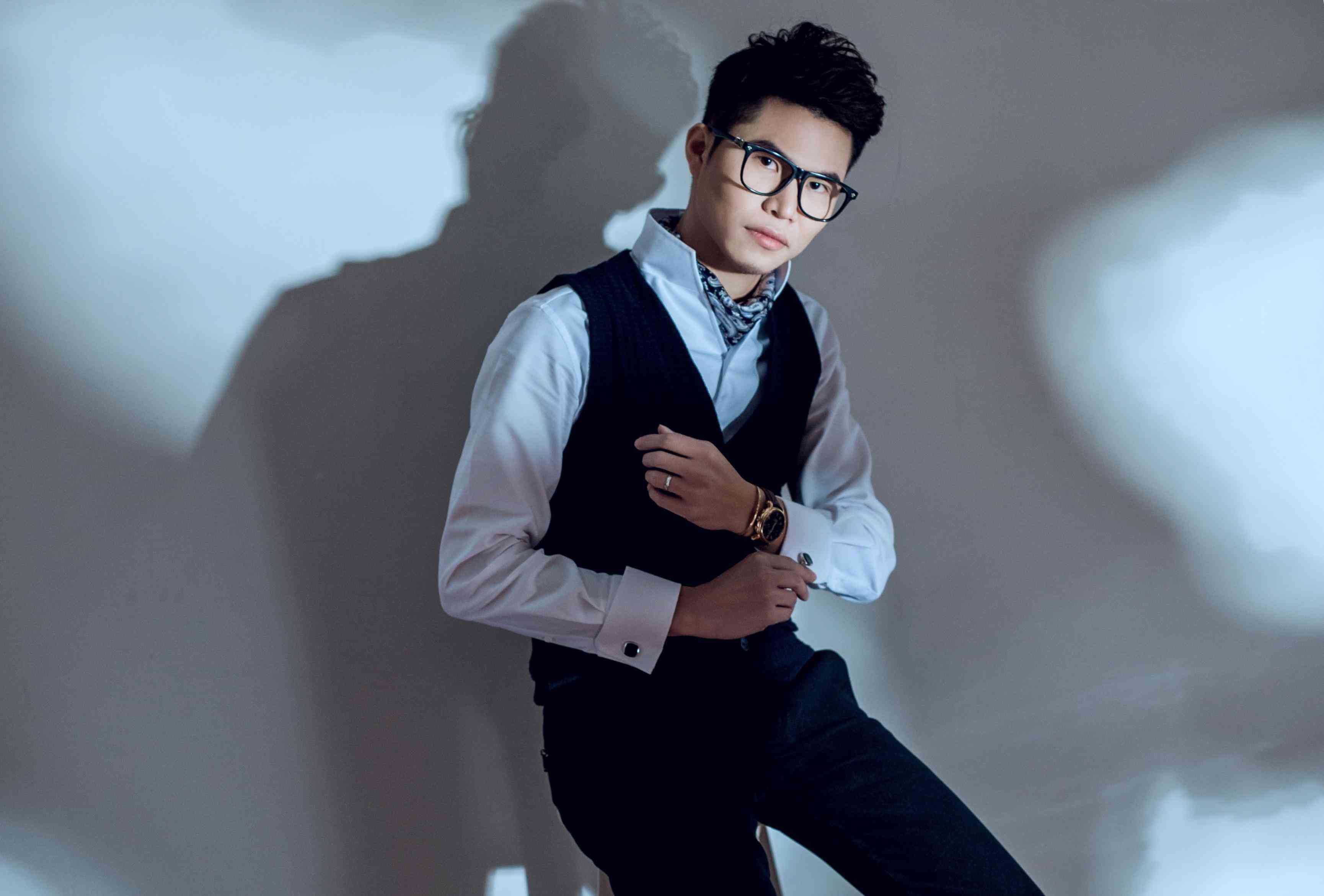 發(fā)晶手鏈佩戴禁忌(發(fā)晶手鏈戴那只手招財(cái))